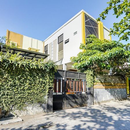 Spot On 91745 Rumah Kost Gresik Syariah Экстерьер фото